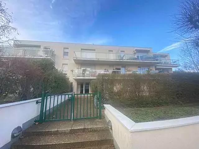 La Varenne Saint Hilaire 94210 Location appartement 2 pièces t2 terrasse cave