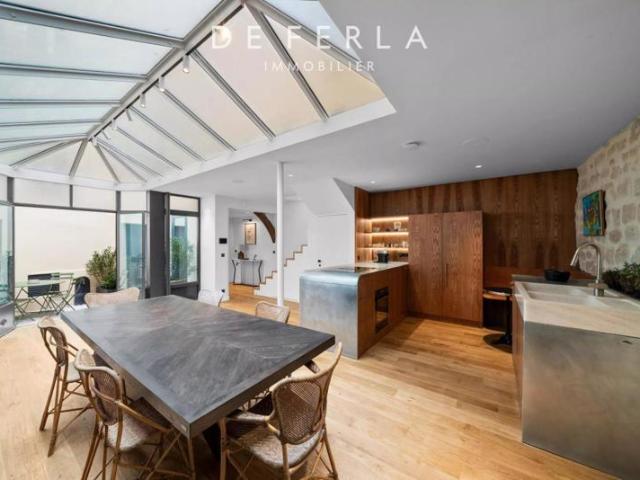 La Villa d'Artagnan Rue Servandoni, Paris VIème