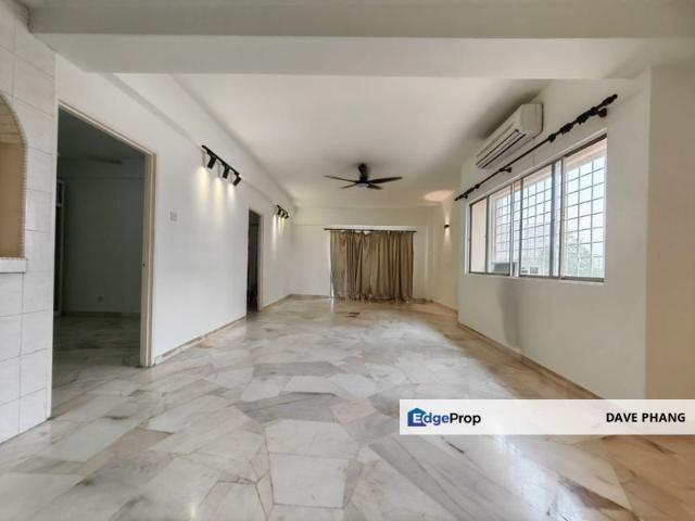 La Villas Condominium