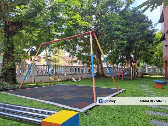 La Villas Condominium