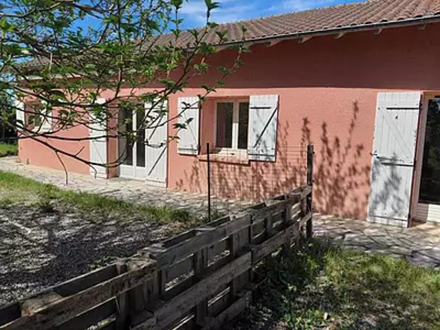 La Ville Dieu du Temple 82290 Achat / Vente maison 4 pièces t4 au dernier étage terrasse