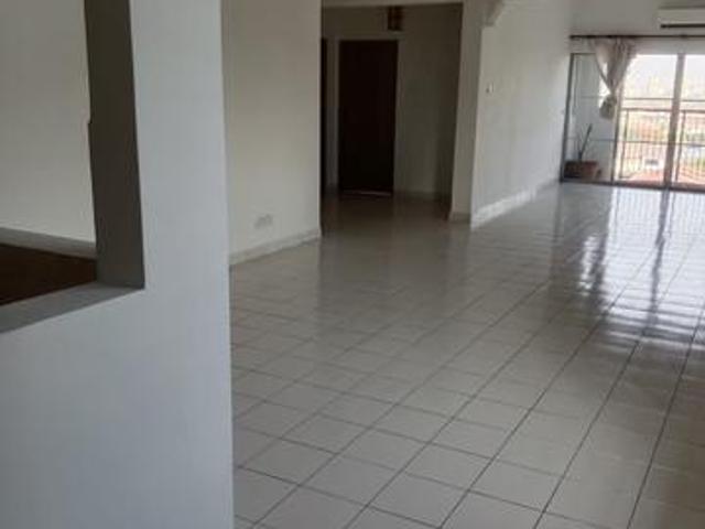 LA VISTA CONDOMINIUM 1405 sqft