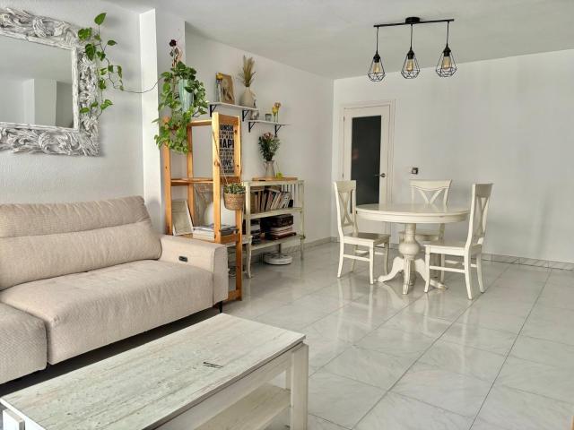 La vivienda cuenta con tres dormitorios acogedores, ideales. 130m² Altea