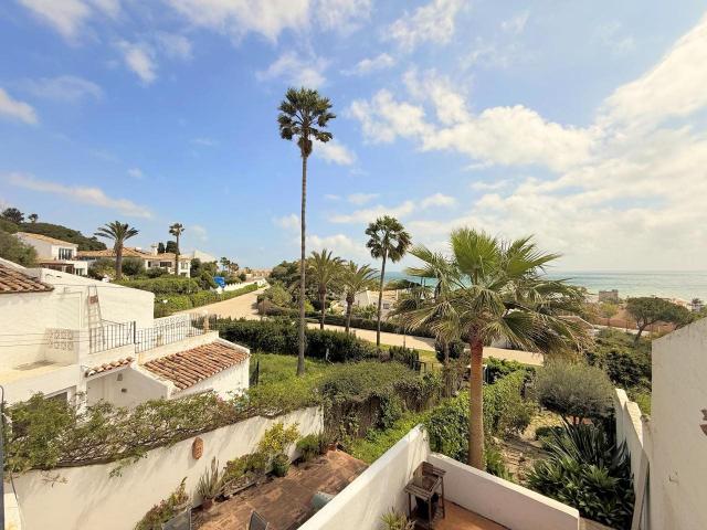 La vivienda, de estilo acogedor y con marcado carácter medi. 150m² Torre de la Sal