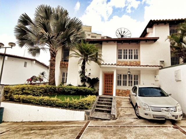 LA ALAMEDA. VENTA CASA 350M2 5H/7B/5E