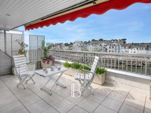 LA BAULE Appartement duplex 142 m² 6 chambres