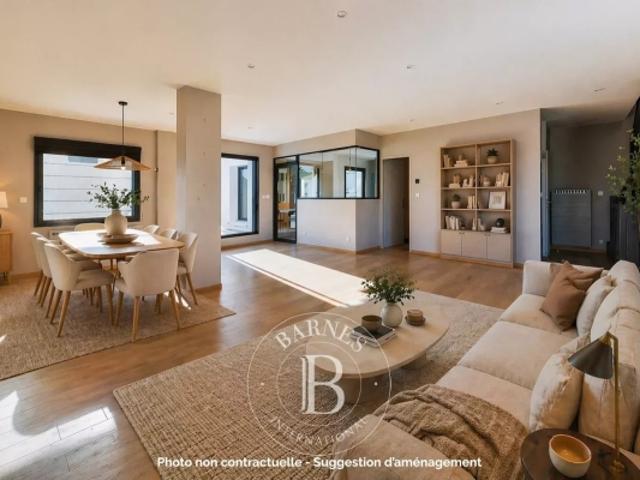 LA BAULE DE GAULLE Grand appartement avec terrasses