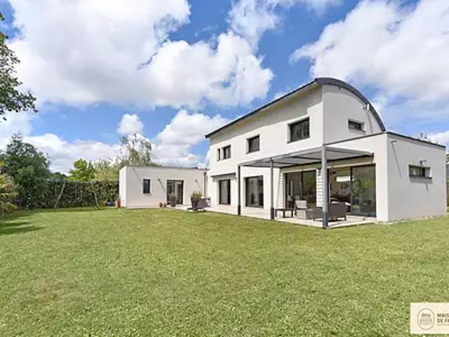 La Baule Escoublac 44500 Achat / Vente maison 6 pièces t6 au dernier étage parking