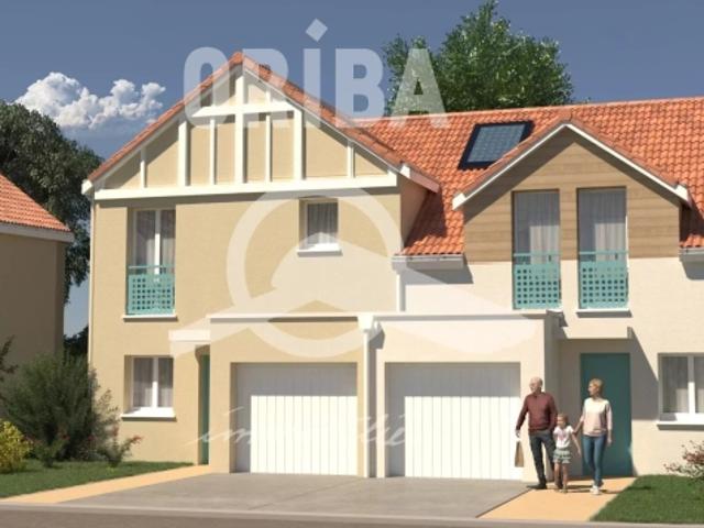 LA BAULE GUEZY, maison
