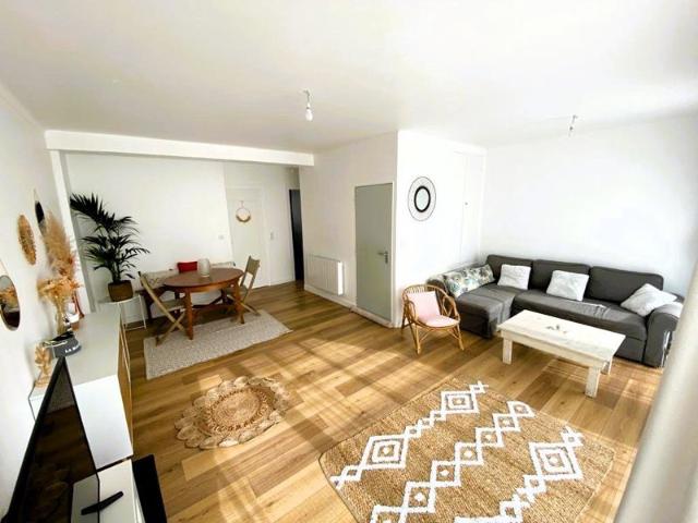 LA BAULE LAJARRIGE 2è DERNIER ETAGE Beau T2 ensoleillé rénov?