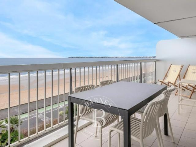 LA BAULE LAJARRIGE Appartement face à la mer