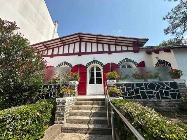 LA BAULE LAJARRIGE BELLE VILLA FAMILIALE