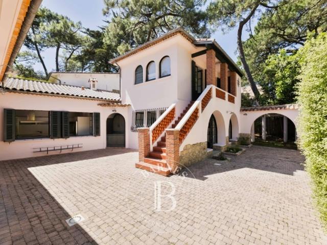 LA BAULE LAJARRIGE Villa de caractère