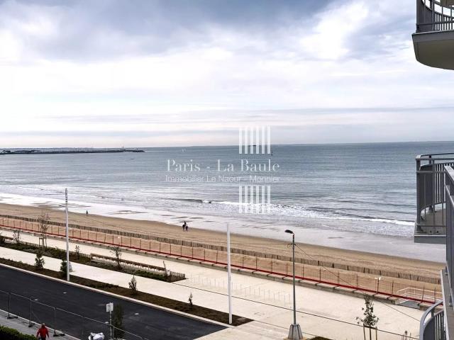 La Baule Les Pins Appartement avec vue latérale sur la mer