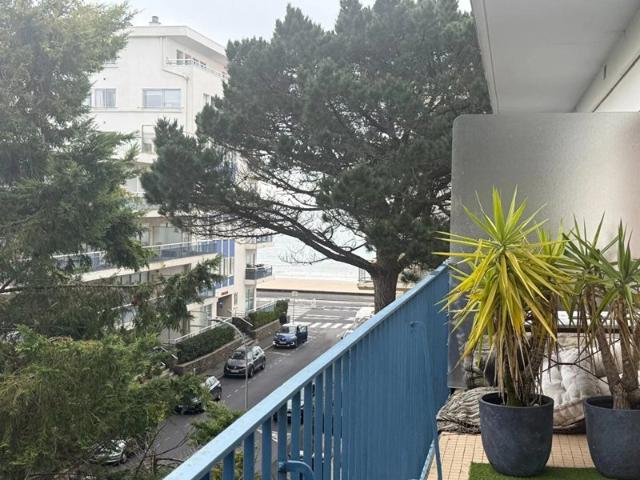 LA BAULE LES PINS, LUMINEUX T2 A DEUX PAS DE LA PLAGE