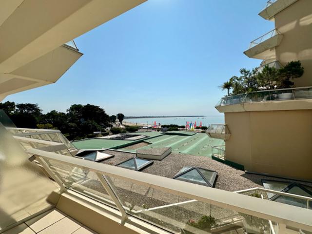 LA BAULE, QUARTIER DES GRANDS HÔTELS STUDIO FACE MER