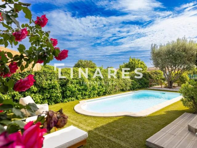 LA BELLA VISTA Villa T5 de 105m2 Terrain 410m2 Piscine 1