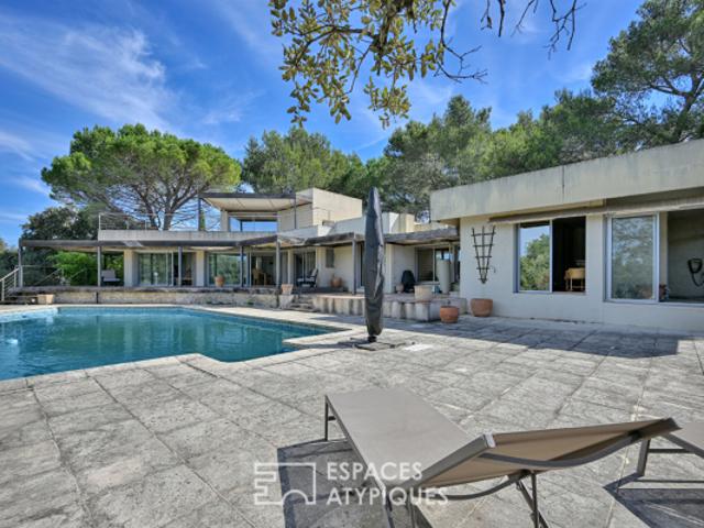 'La belle endormie ' Villa d'architecte Route d'Uzes