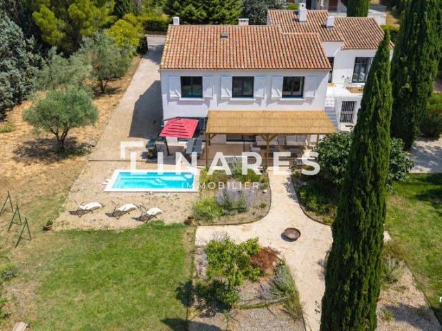LA BELLE MOLIÈRE Maison familiale T6 de 248 m² Résidence séc