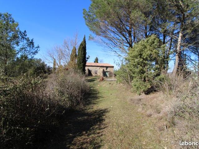 La bergerie 'des escarzullos sur 02 ha 80 a 21 ca à 2 km du village, de l'ecole et des services