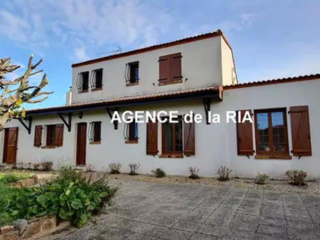 La Bernerie en Retz 44760 Achat / Vente maison 8 pièces t8 au dernier étage