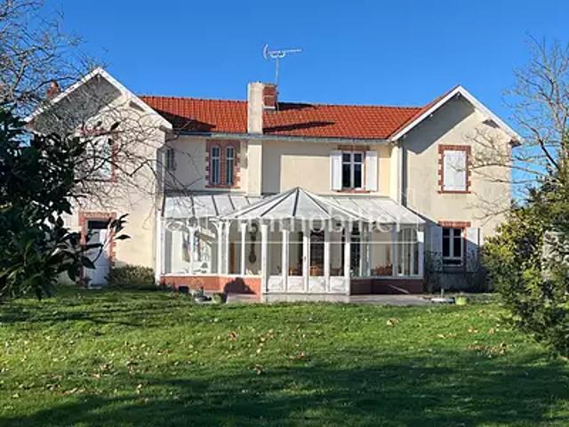 La Bernerie en Retz 44760 Achat / Vente maison 11 pièces t11 au dernier étage terrasse