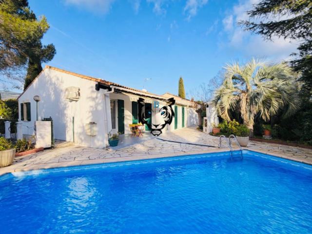 La Bouverie 3 chambres plain pied Piscine et garage