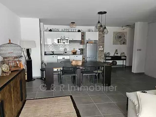 La Bouilladisse 13720 Achat / Vente appartement 3 pièces t3 terrasse parking