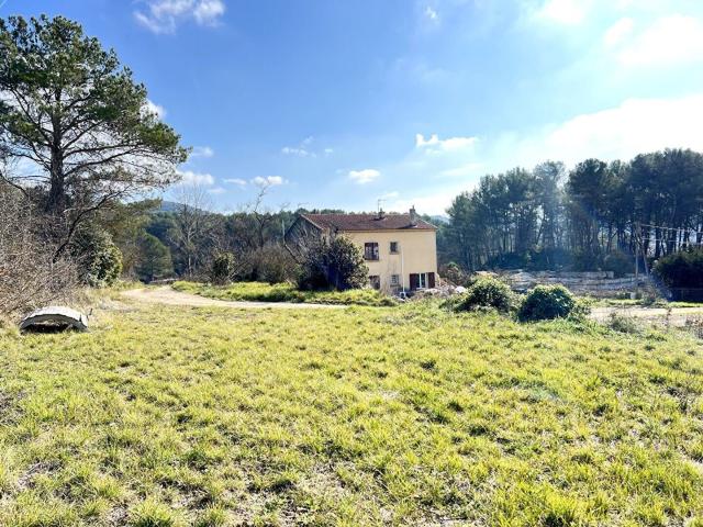 La Bouilladisse T4 108m2 à rénover avec jardin