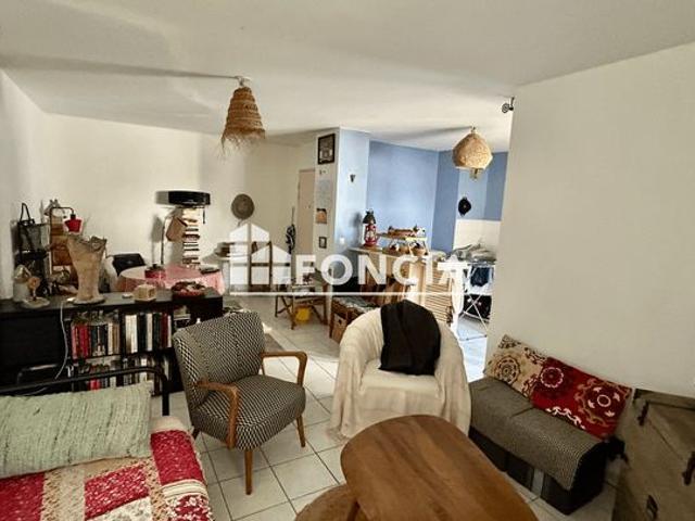 13004: t2 50m2 avec balcon et garage