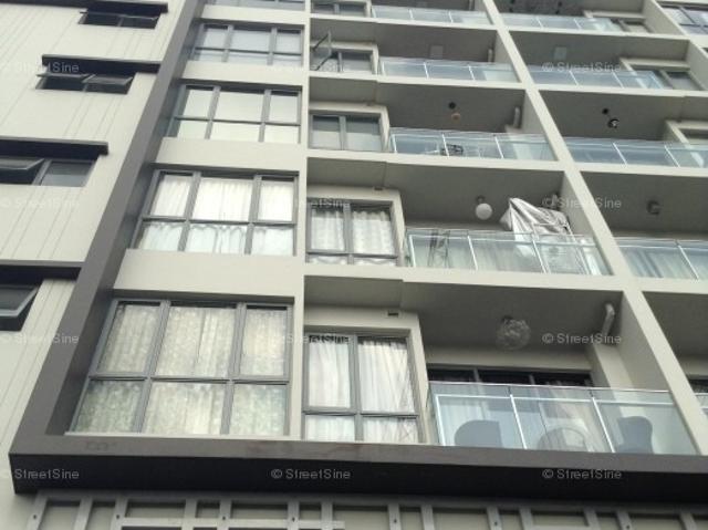 La Brisa Condominium For Sale, $950,000, 2 Bed 1 Bath 517 sqft $1,838.00 psf