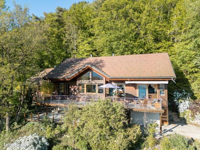 La Canopée, chalet d'architecte surplombant le lac d'Annecy