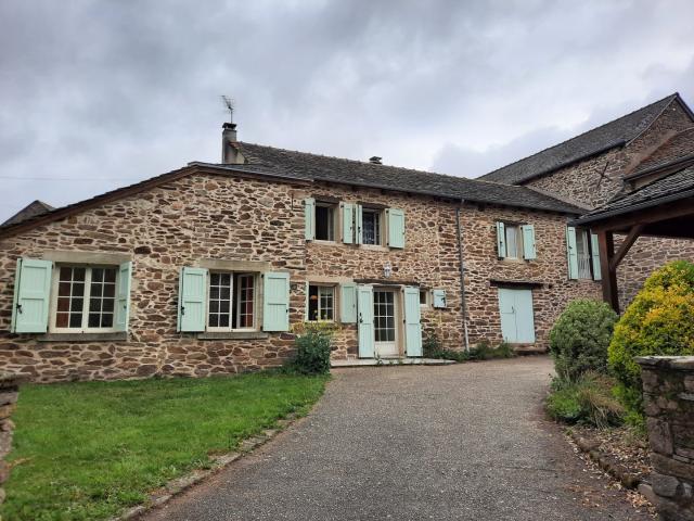LA CAILHOLIE / CASSAGNES BEGONHES Maison Meublée