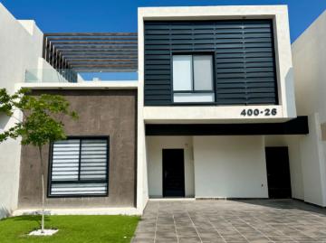 La Casa Más Grande de Rincón Campestre | Roof Top + Recámara en Planta Baja + Amenidades Premium