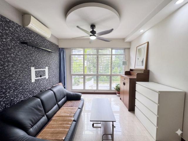 La Casa Condominium For Sale, $1,180,000, 3 Bed 3 Bath 1,141 sqft $1,034.00 psf