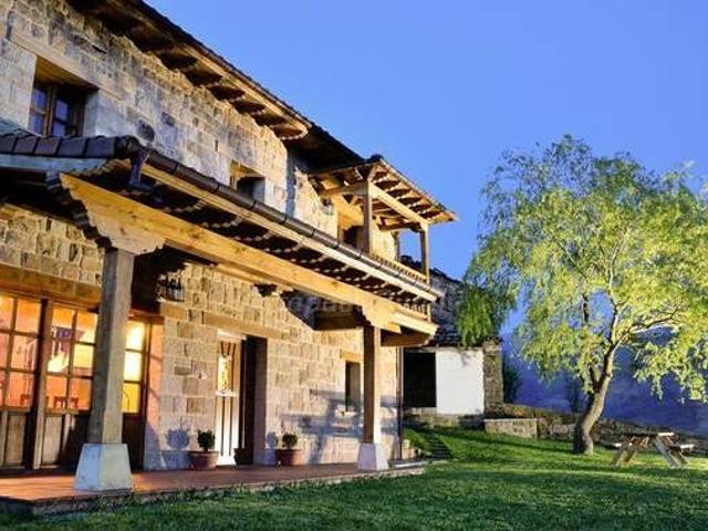 La Casa de Bustantegua