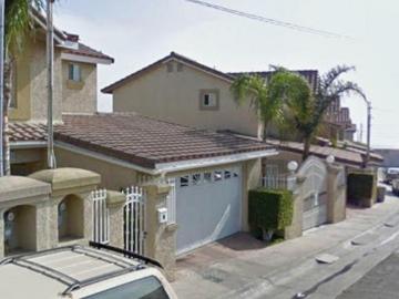 LA CASA DE TUS SUEÑOS YA ESTA DISPONIBLE,UBICADA EN PRIVADA DEL CESAR BAJA CALIFORNIA