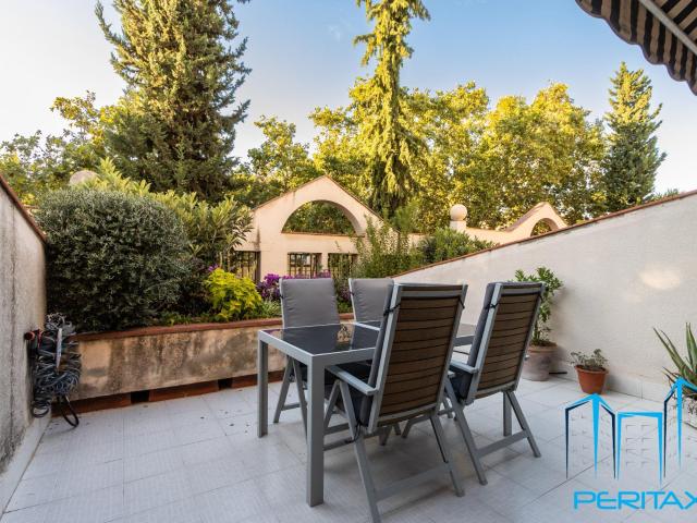 La casa ideal para tu familia en La Creu Alta, Sabadell, con 5 habitaciones, terraza y garaje