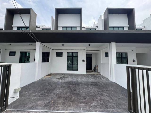 LA CASA LUNAS KEDAH Teres 2 Tingkat For Sale