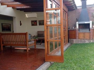 La casa que buscas con Jardines cerca a la Av Casuarinas