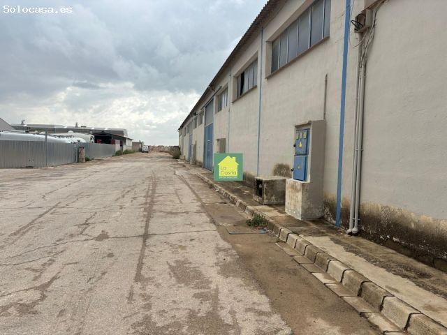 LA CASITA INMOBILIARIA VENDE NAVE INDUSTRIAL EN CAMPOLLANO