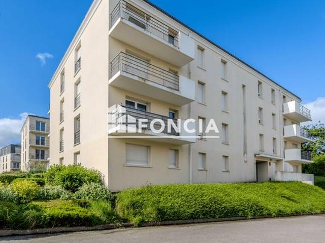 La Cavale Blanche / Mesnos — Spacieux et lumineux T3 de standing au dernier étage avec balcon, double parking couvert et cave