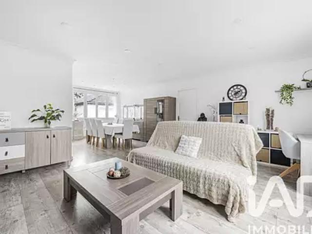 La Celle Saint Cloud 78170 Achat / Vente appartement 4 pièces t4 au dernier étage parking