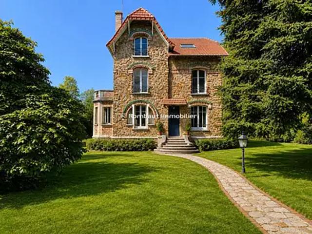 La Celle Saint Cloud 78170 Achat / Vente maison 10 pièces t10 terrasse parking