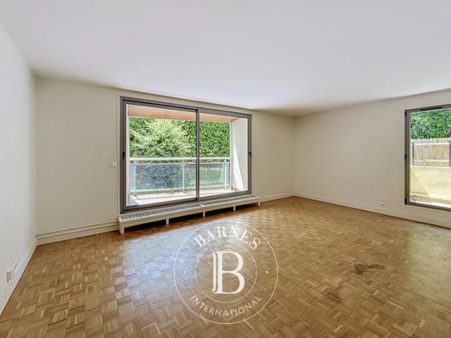 La Celle Saint Cloud, Appartement 3 Chambres 102 m² en location