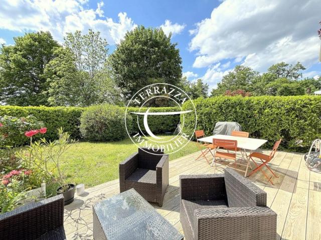 La Celle Saint Cloud – Appartement familial avec terrasse et j