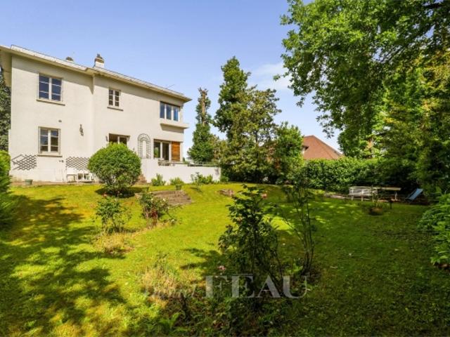 La Celle Saint Cloud – Châtaigneraie – Maison familiale avec jardin et garage