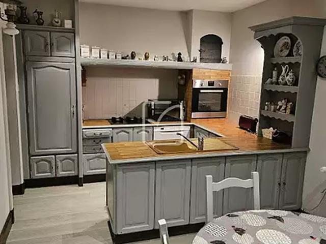La Châtaigneraie 85120 Achat / Vente maison 7 pièces t7