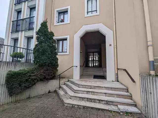 La Châtre 36400 Location appartement 3 pièces t3