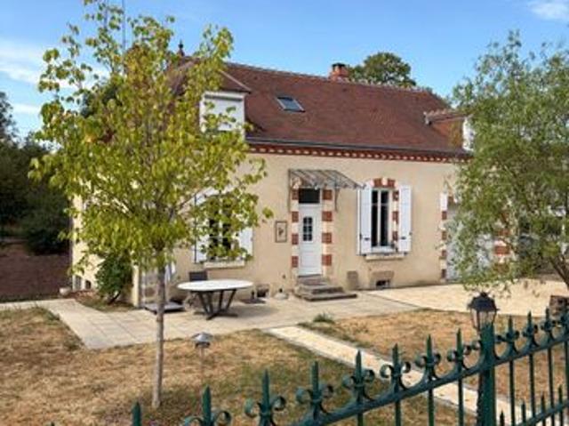 La Châtre – Maison de caractère avec vie de plain pied